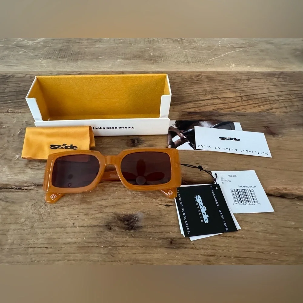 NEW WITH CASE Szade Dart Sunglasses ~ Burnt Honey/Cherry Cola ~ unisex 🕶️